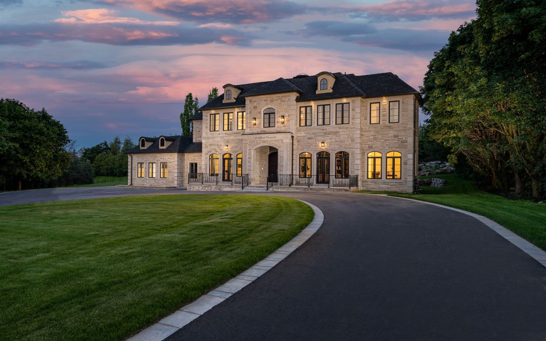 Will Luxury custom-build homes become a trend in Toronto/Canada?