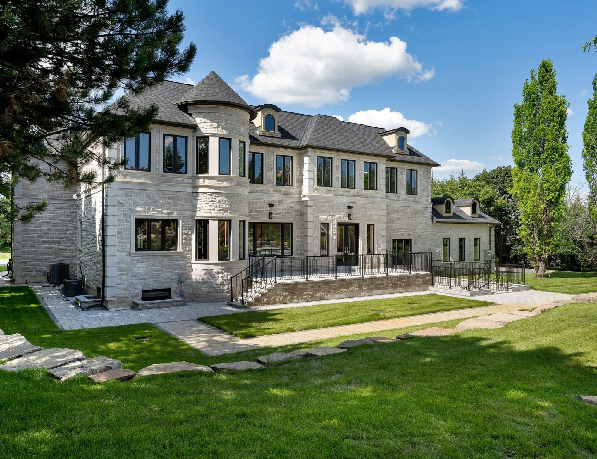 Markham Custom Home Builder