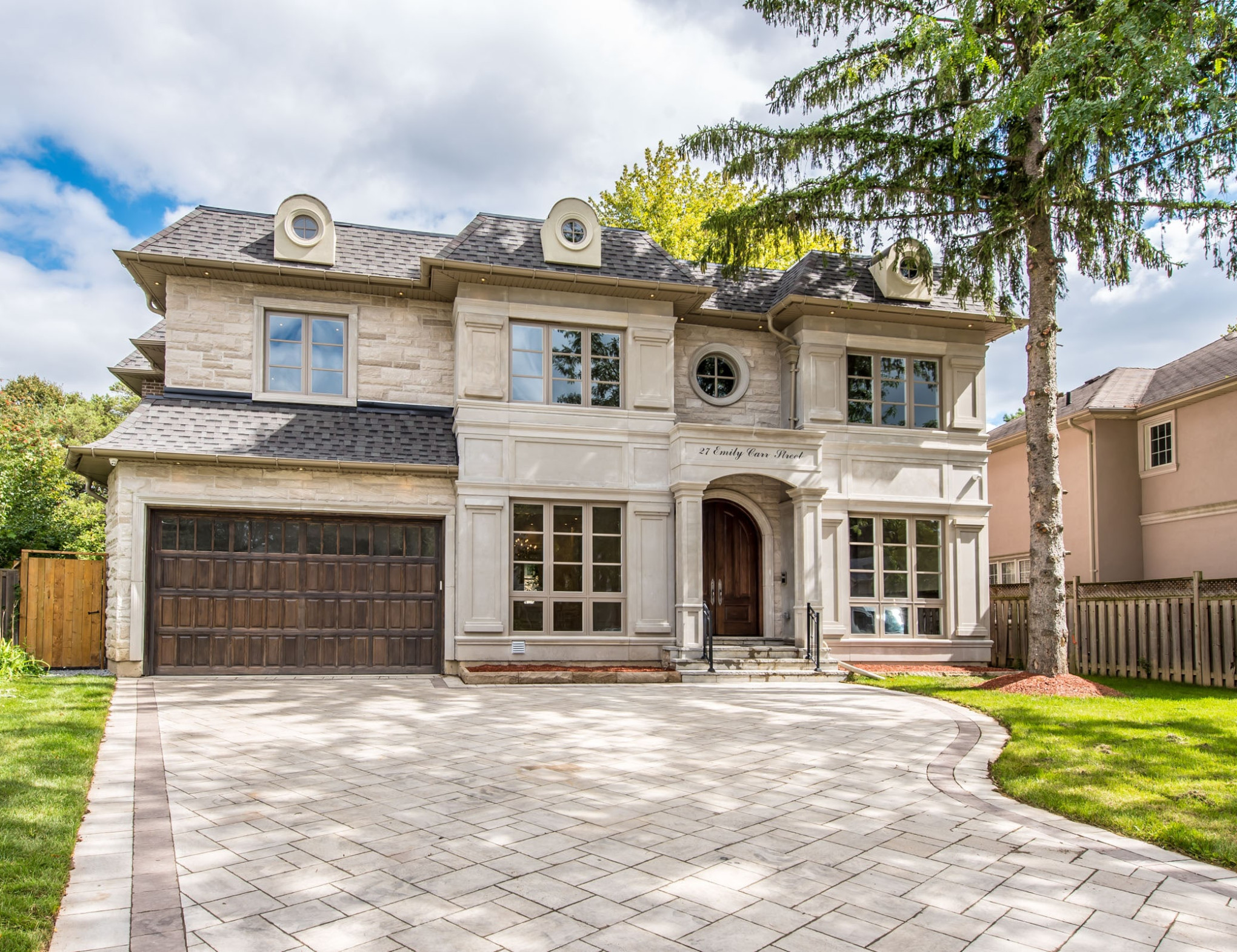 Toronto Custom Home Builder